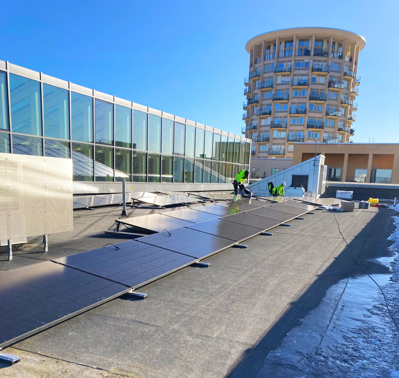 Solceller vid Kungliga Musikhöskolan. Foto: Akademiska Hus