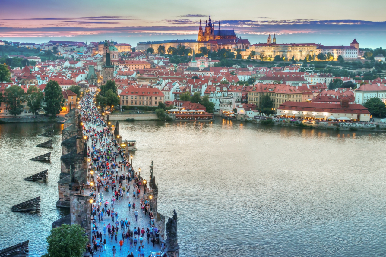 Karlsbron i Prag.